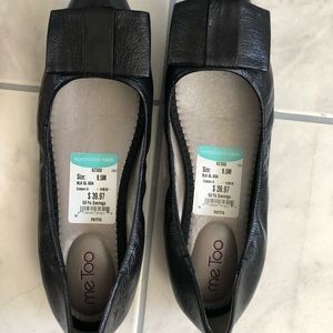 Me too black flats size 9.5